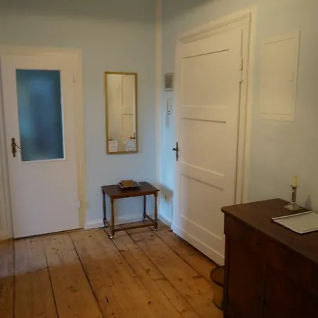 Wohnen Im Historischen Gutshaus Auf Dem Rittergut Etzdorf *